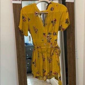 Nektar Clothing Romper 💛